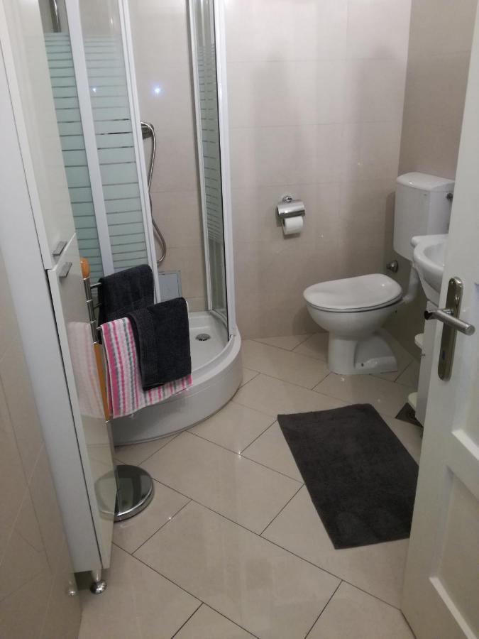סנג' Apartment Domines מראה חיצוני תמונה