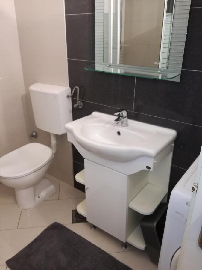 סנג' Apartment Domines מראה חיצוני תמונה